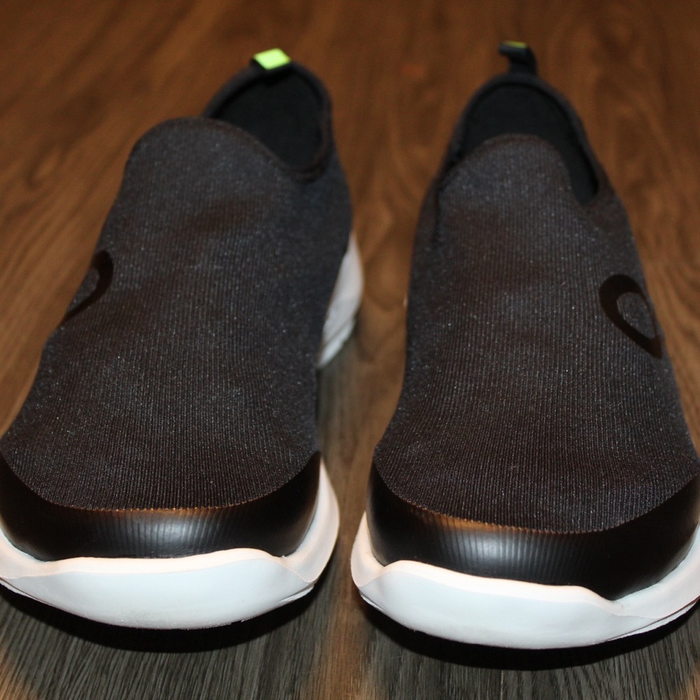 OOfos OOmg Sport LS Low Black White Womens Size 11 Sneakers - Picture 5 of 10